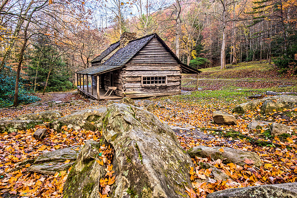 Log Cabin Smoky Mountains TN