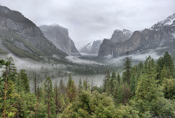 Yosemite Tunnel View Incoming Storm